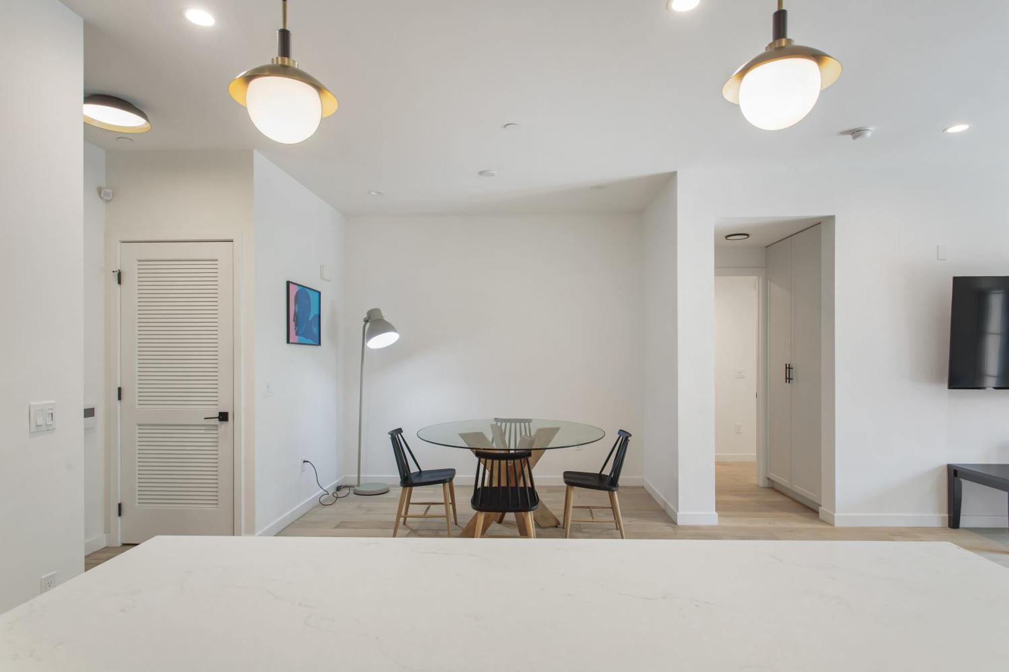 West Side Prime Location 2 Bedroom With Pool Лос-Анджелес Экстерьер фото